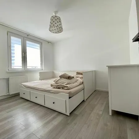 Brzezno 2 Pokoje 5 Minut Do Morza Apartment *